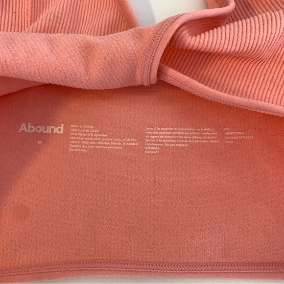 NWOT Abound Pink Hydrangea Avery Twist Bralette - Picture 5 of 6